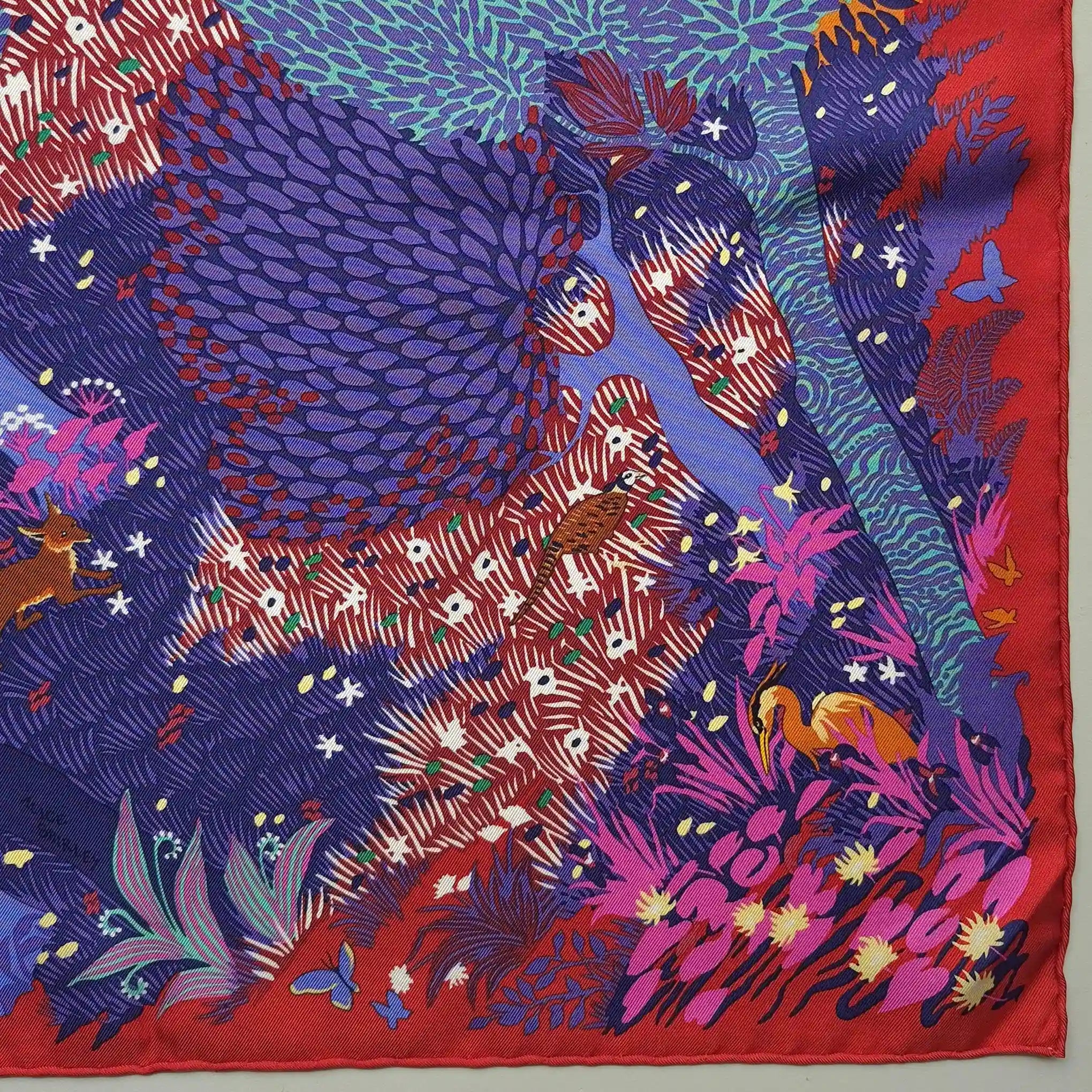 hermes jardin anglais alice shirley silk scarf red coral floral detail