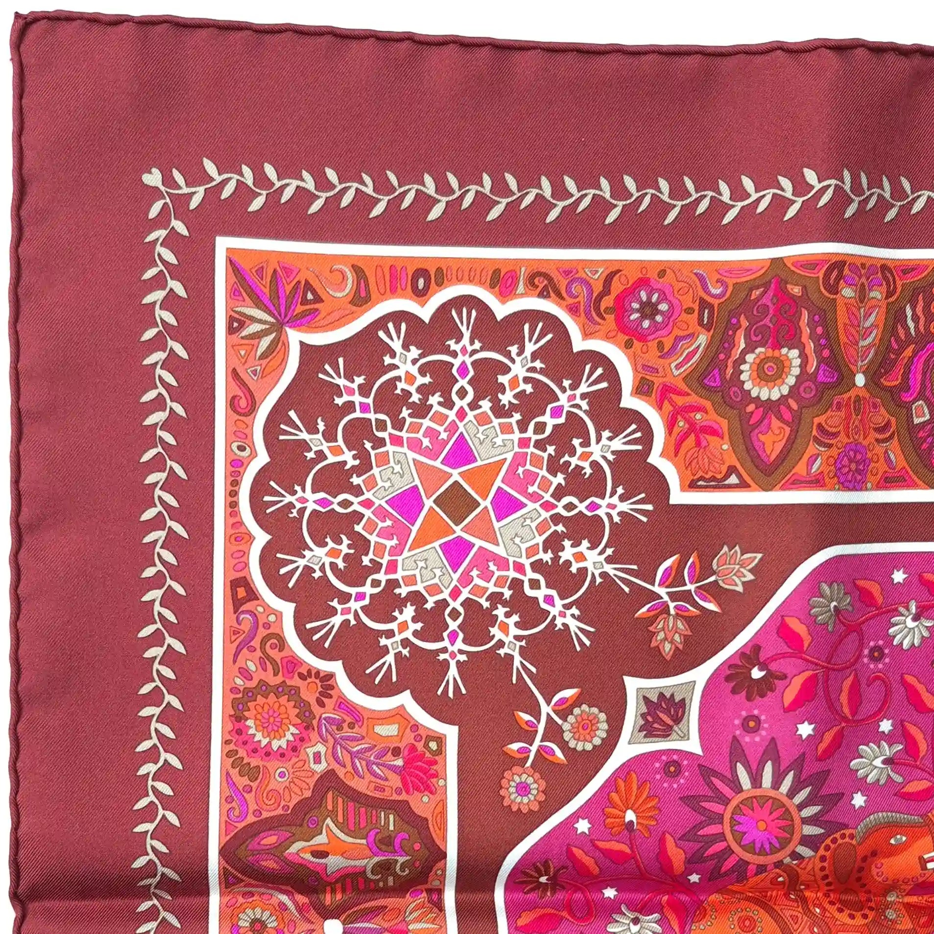 hermes aux portes du palais christine henry silk scarf pink fuchsia orange oriental detail