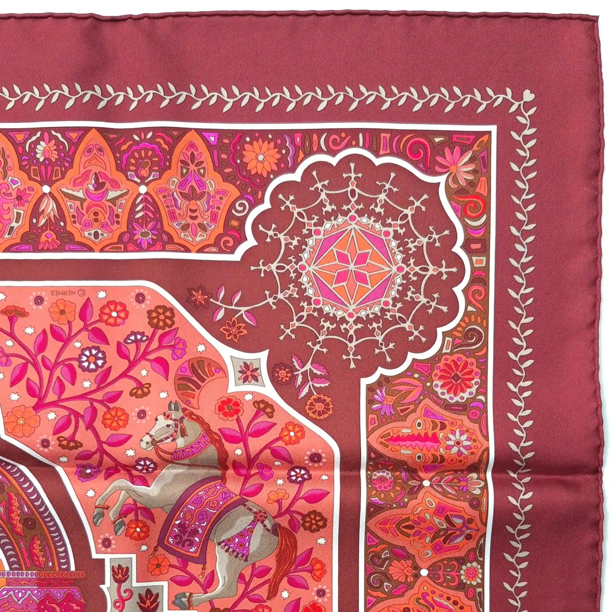hermes aux portes du palais christine henry silk scarf pink fuchsia orange oriental detail