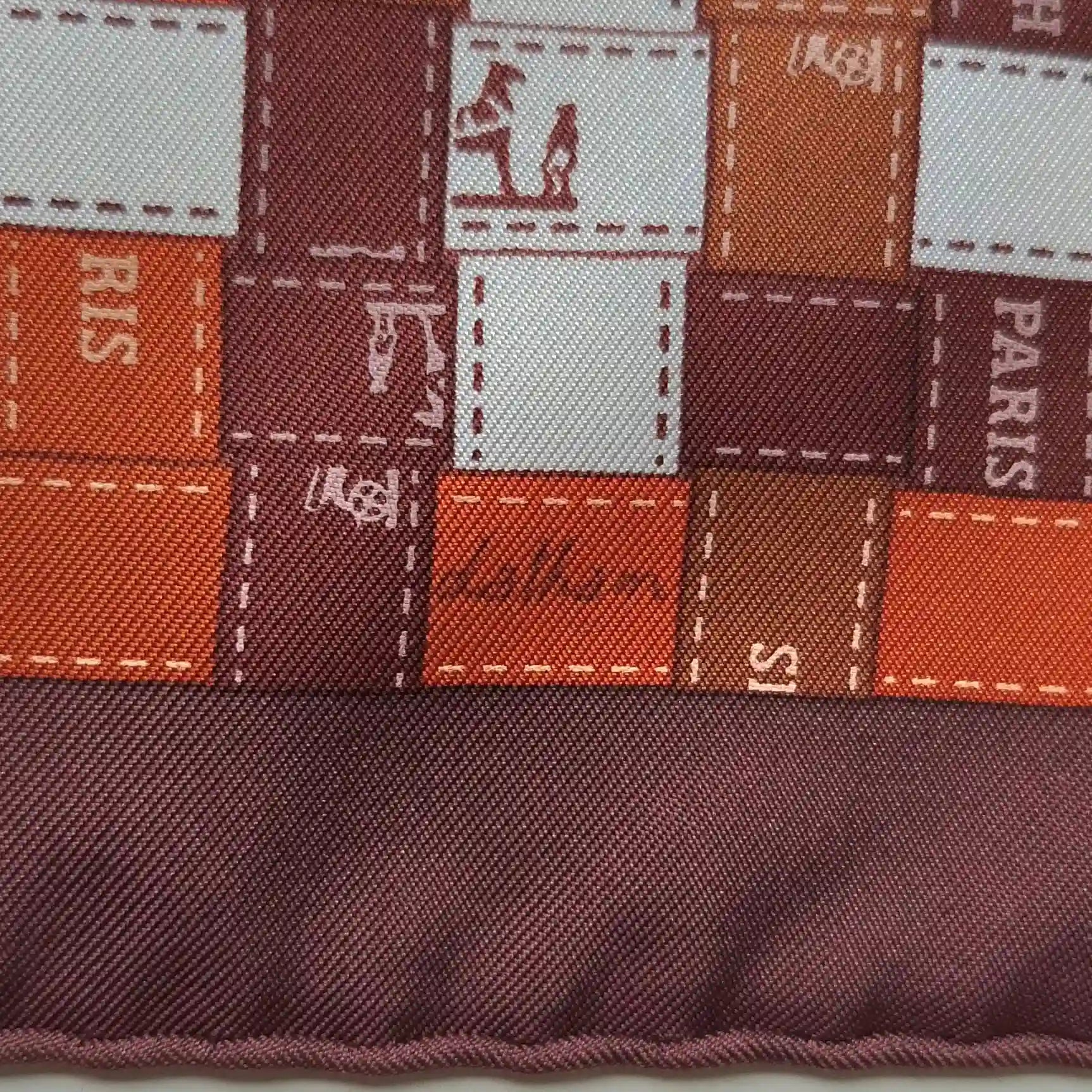 hermes bolduc au carre caty latham silk scarf orange white ribbon pattern detail