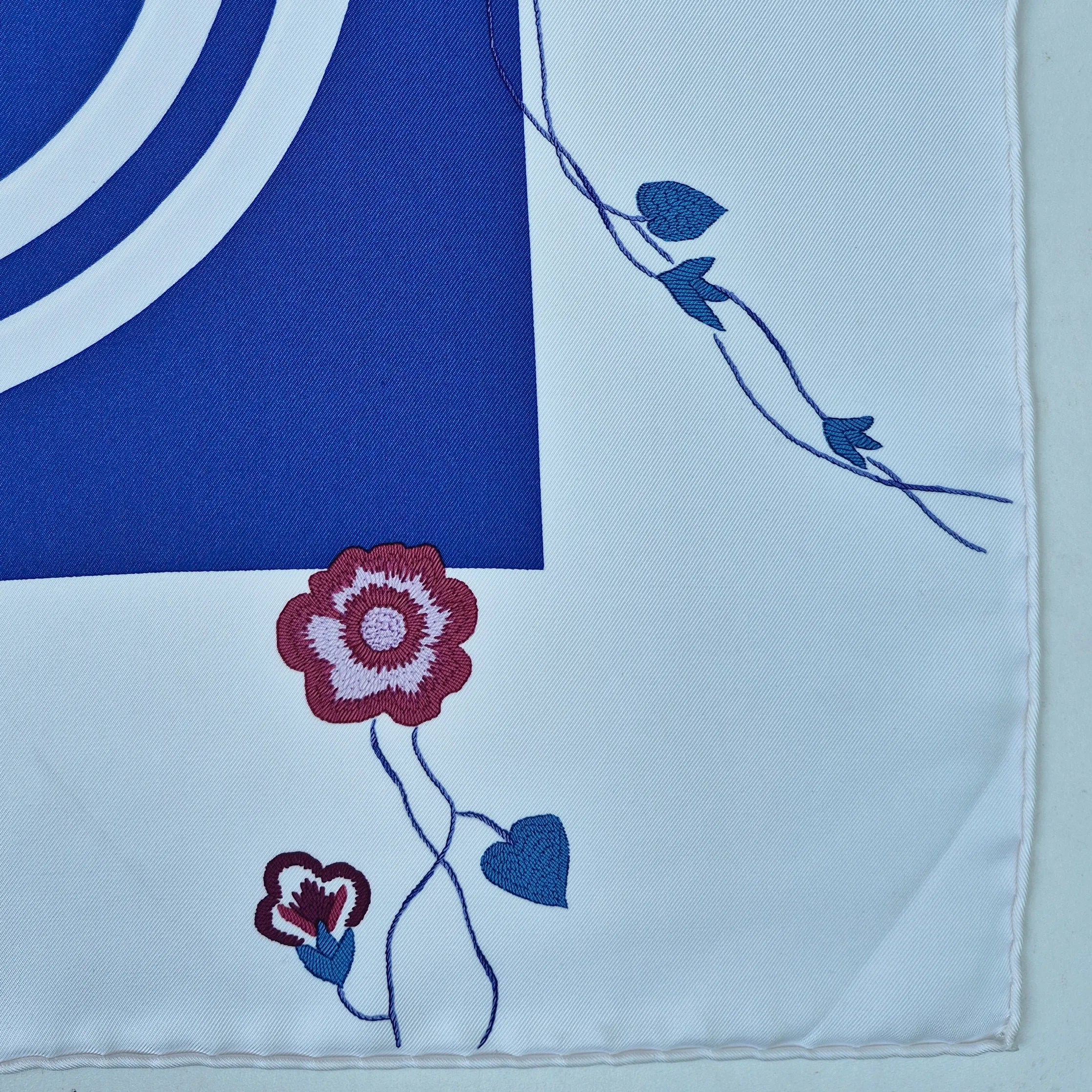 hermes brides de gala hugo grygkar silk scarf blue red floral equestrian bridle