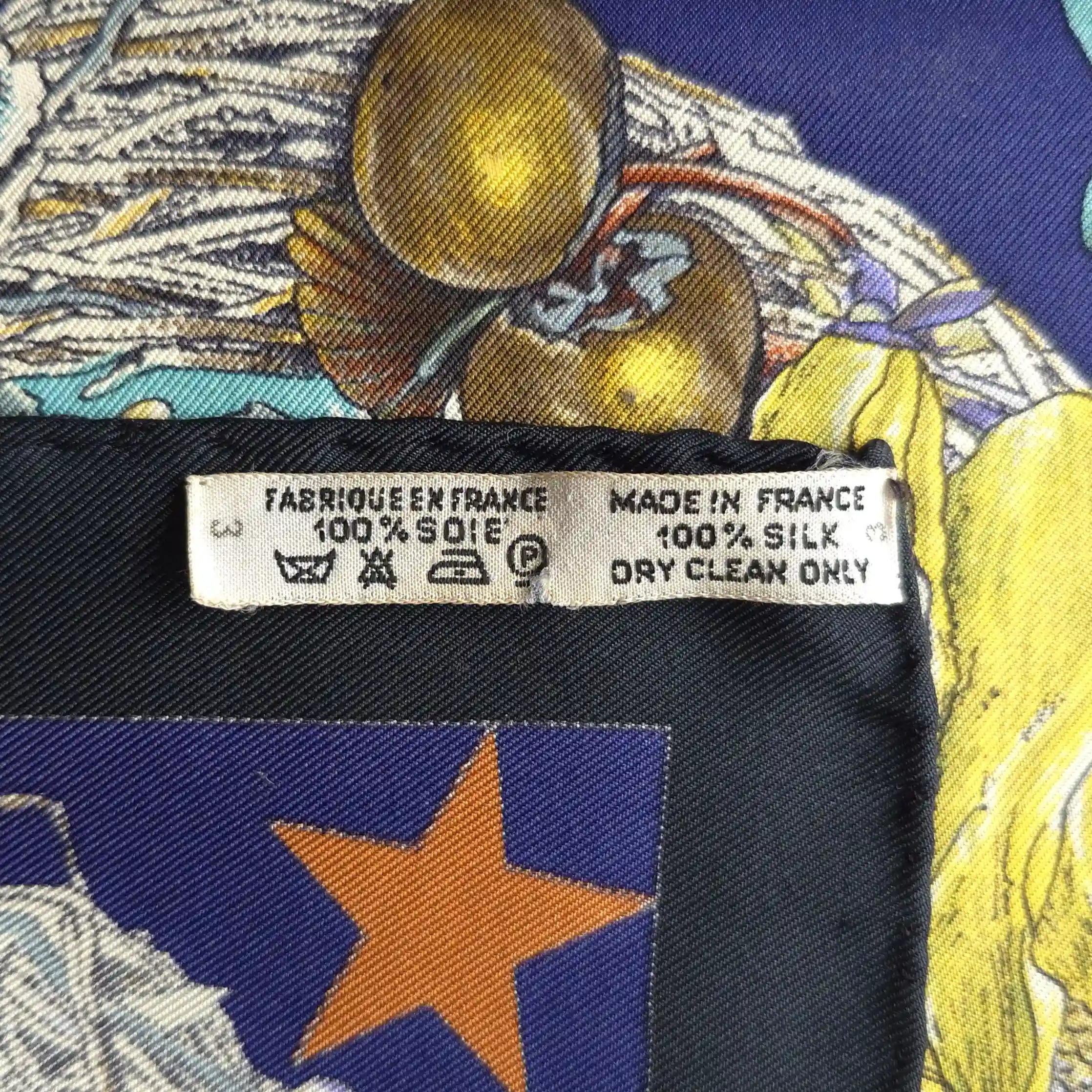 hermes faune et flore du texas kermit oliver 1987 silk scarf blue navy wildlife detail