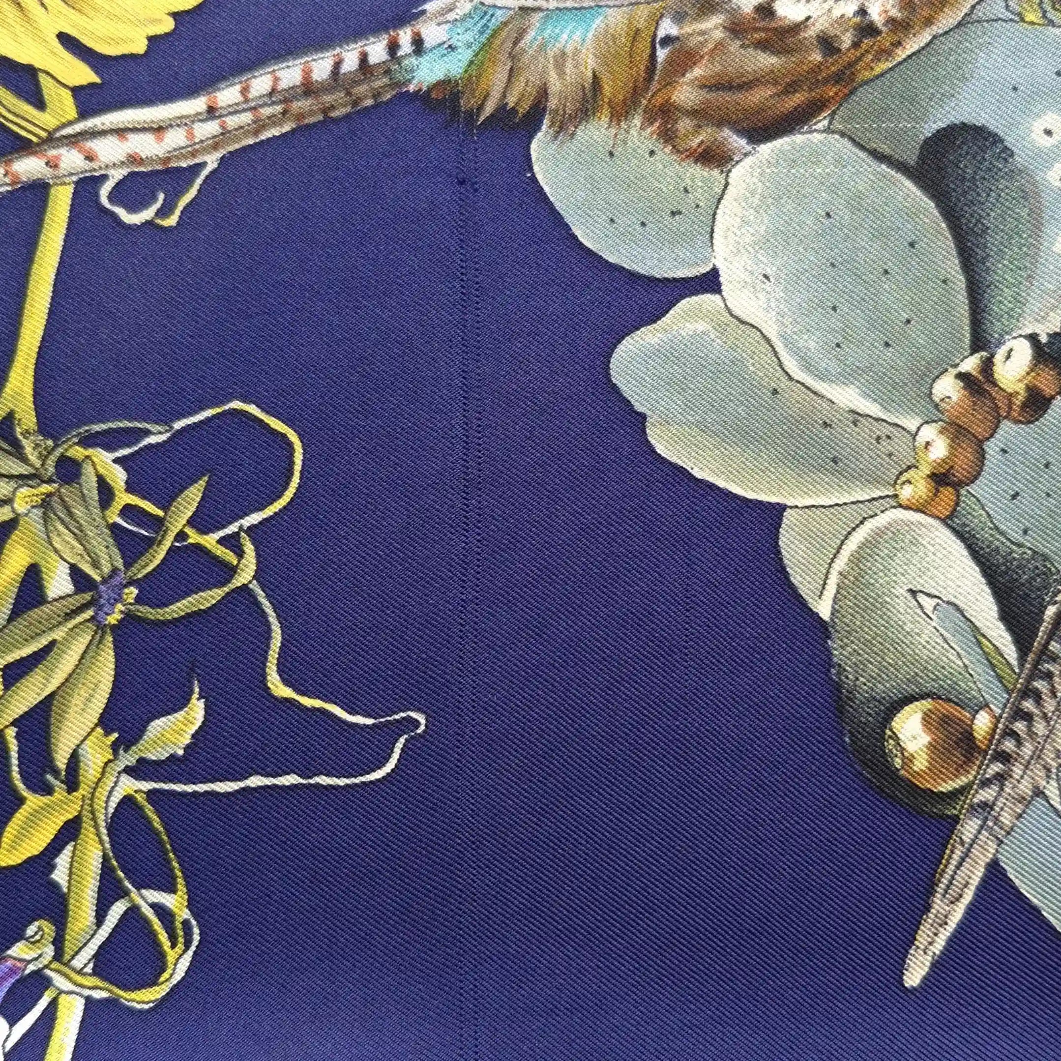 hermes faune et flore du texas kermit oliver 1987 silk scarf blue navy wildlife detail