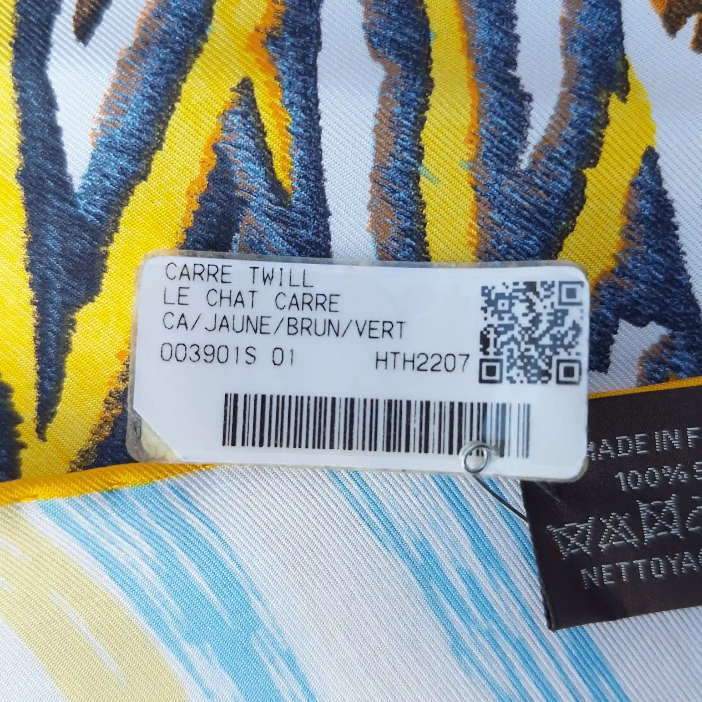 hermes le chat carre florence manlik silk scarf yellow brown tiger cat graphic detail