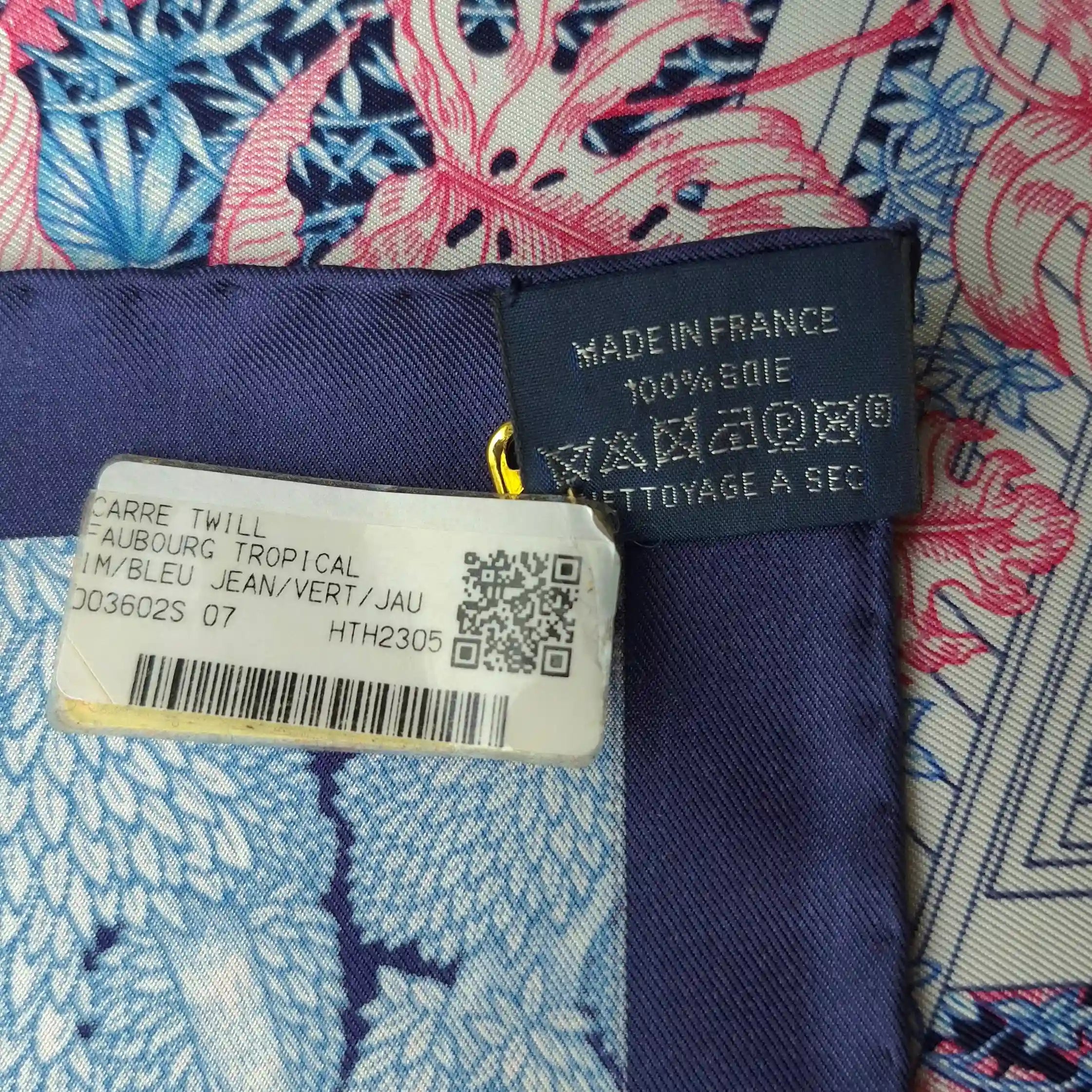 hermes faubourg tropical silk scarf blue sky pink green jungle boutique detail
