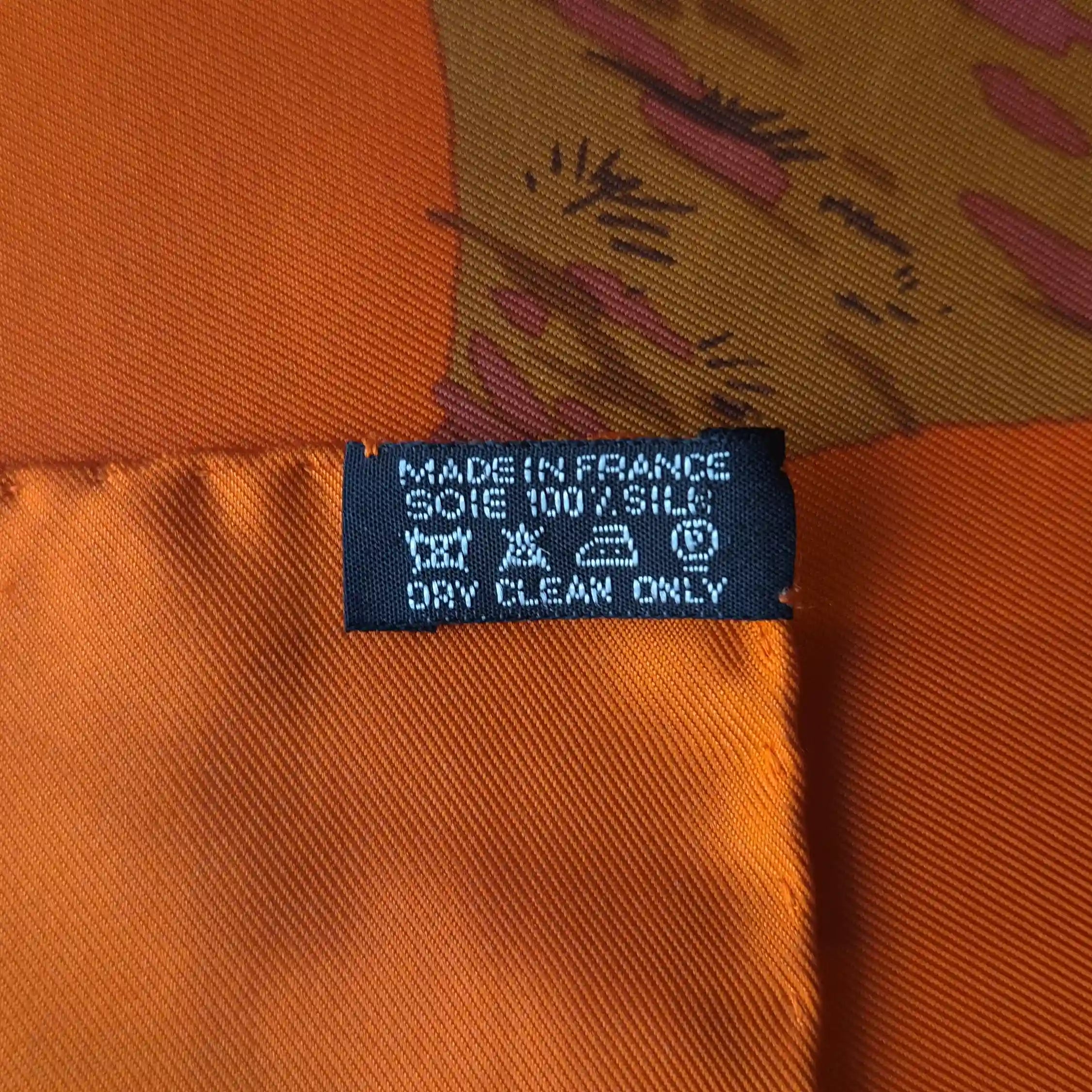 Hermès silk twill scarf Les Guépards detail 11